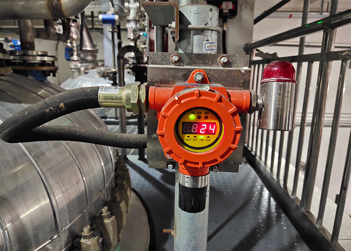 Maintenance method of portable and fixed gas detector