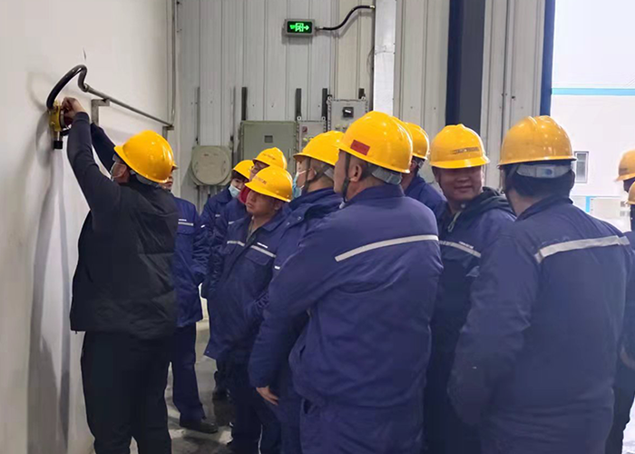 What is the use of explosion-proof gas detector?